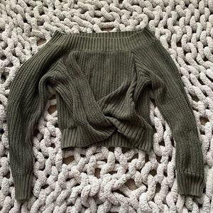 Dark green off the shoulder cropped sweater